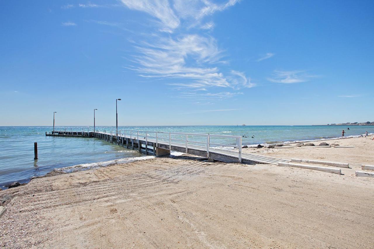 Отель Bellarine Bayside Портарлингтон Экстерьер фото
